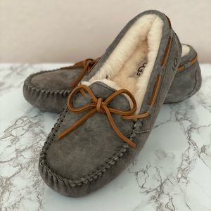 NEW UGG Moccasin